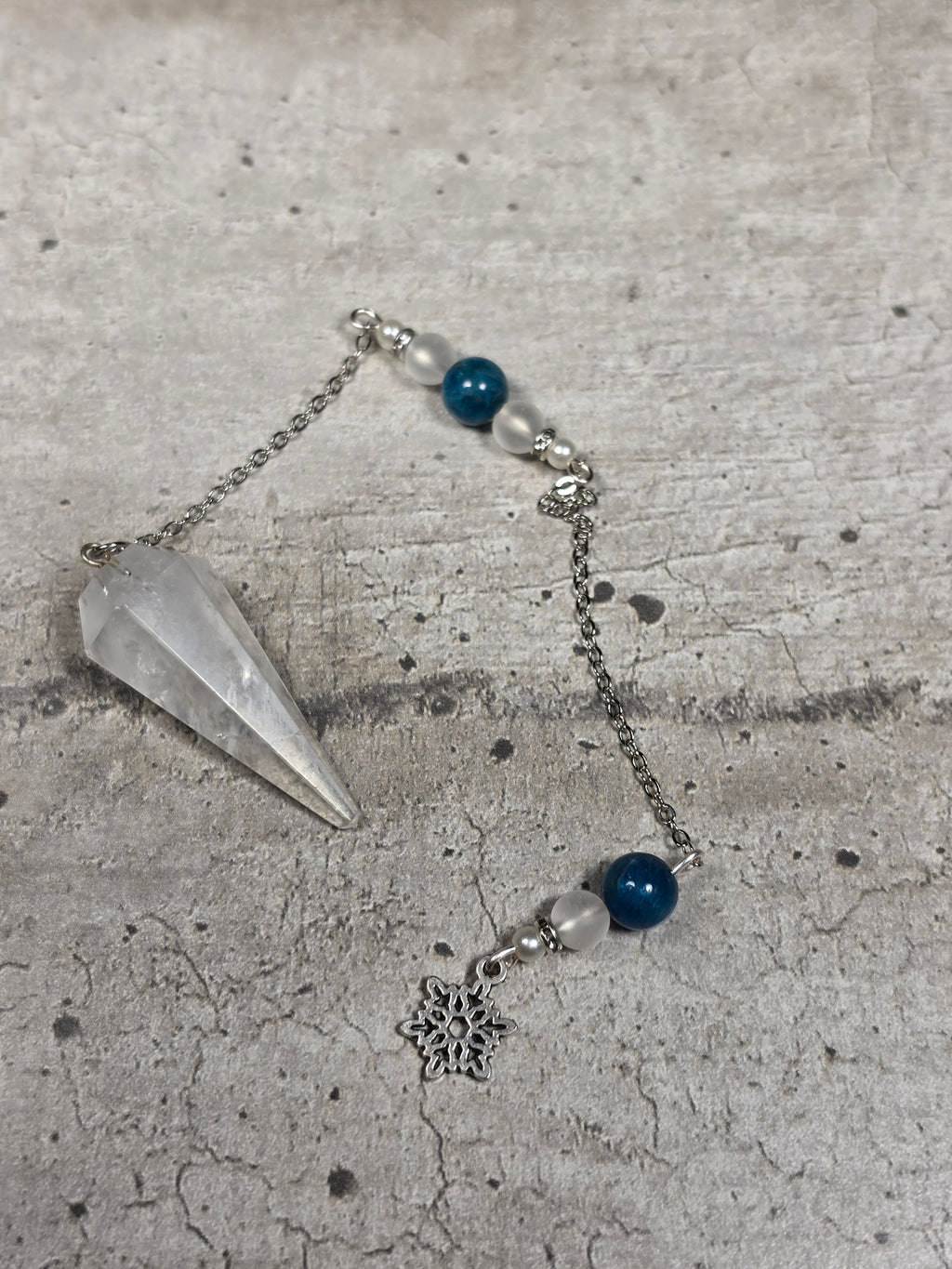 Pendule Cristal de Roche – Charm Flocon