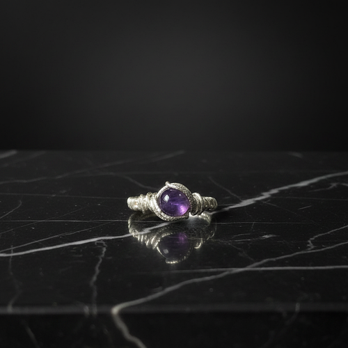 Bague améthyste violette fil argenté marbre noir sans reflet
