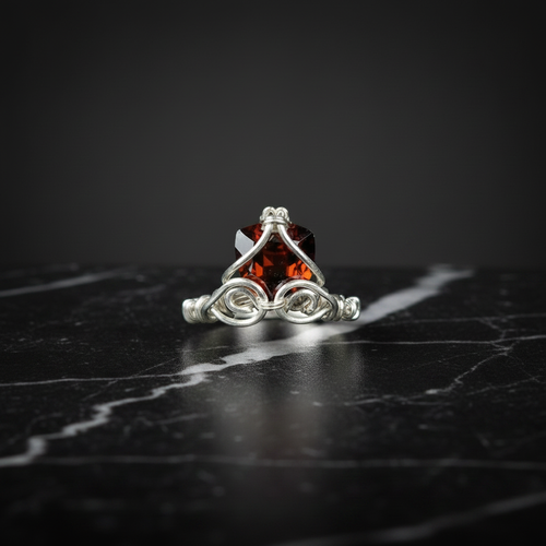 Bague grenat rouge marbre noir sans reflet