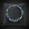 Bracelet azurite malachite lapis lazuli coussin velours fond noir