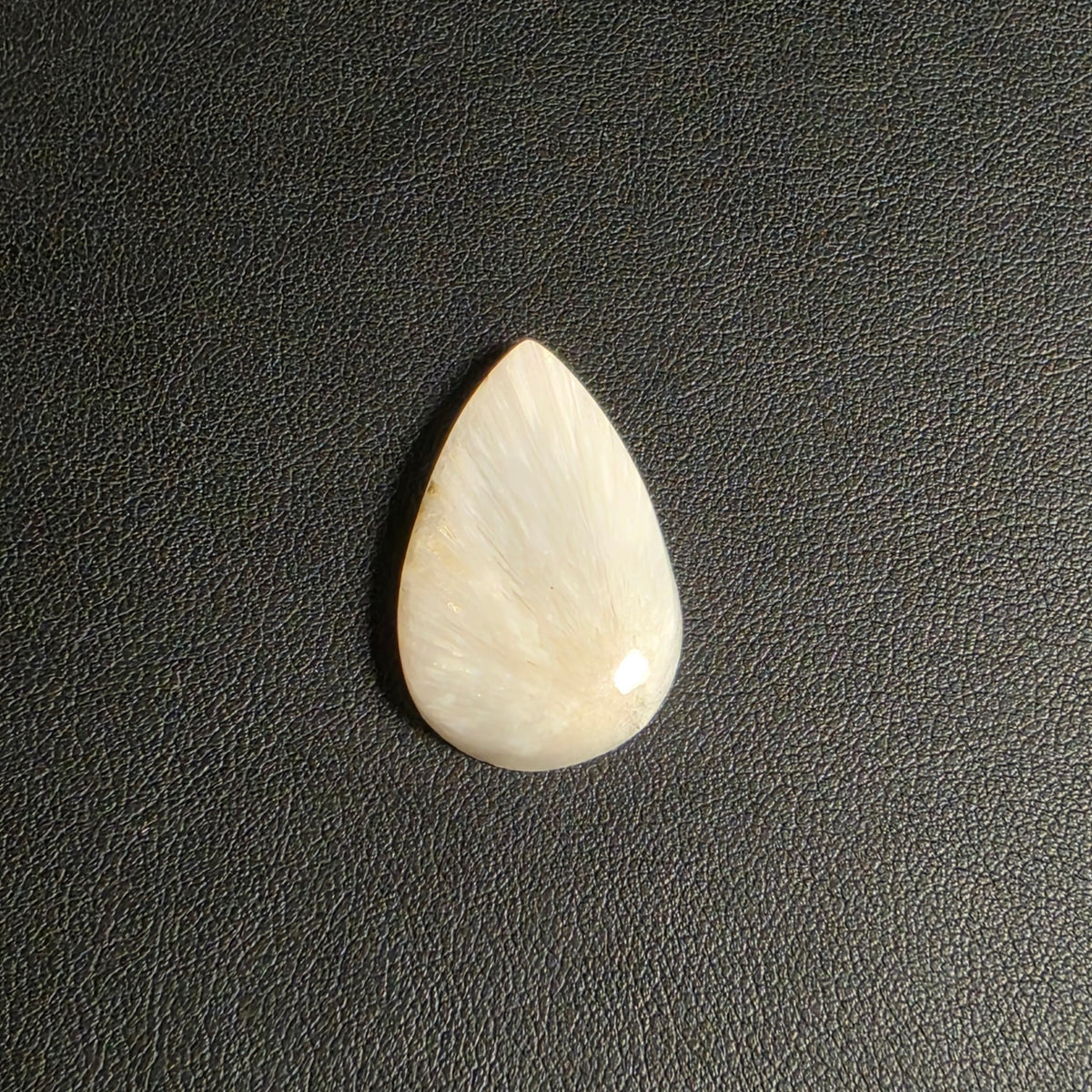 Cabochon Goutte Scólécite Naturelle – Montage Inclus