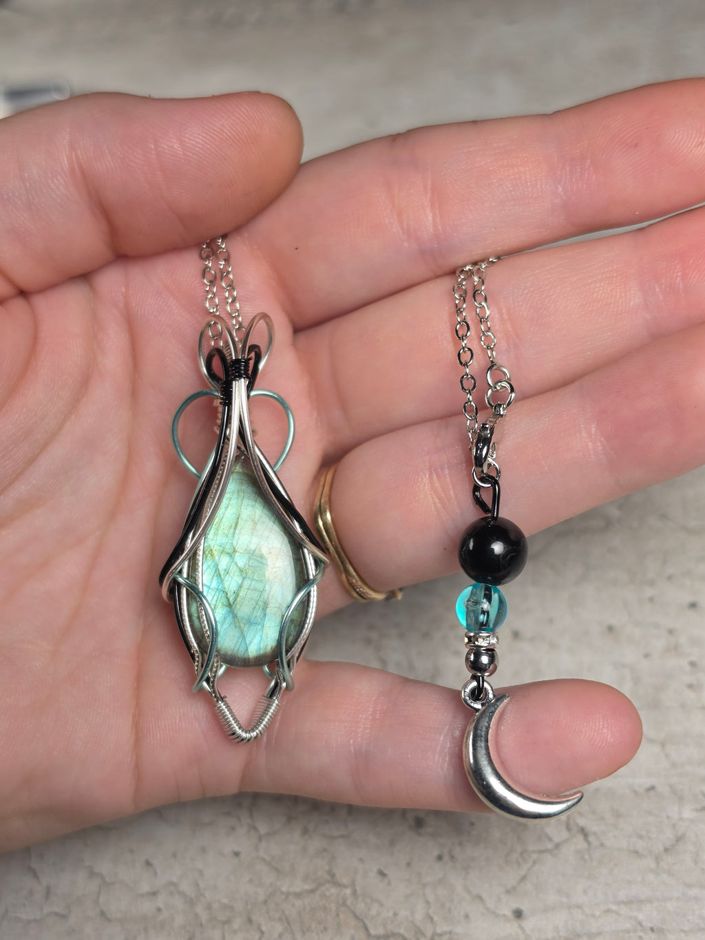 Pendentif Labradorite — Wire Wrapping Artisanal | Lumineuses Gemmes