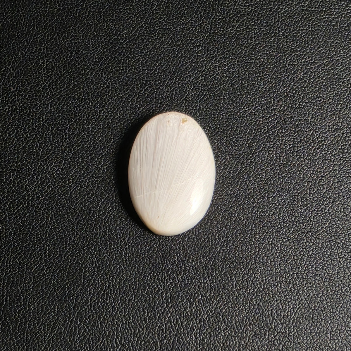Cabochon Ovale Scólécite Naturelle – Montage Inclus