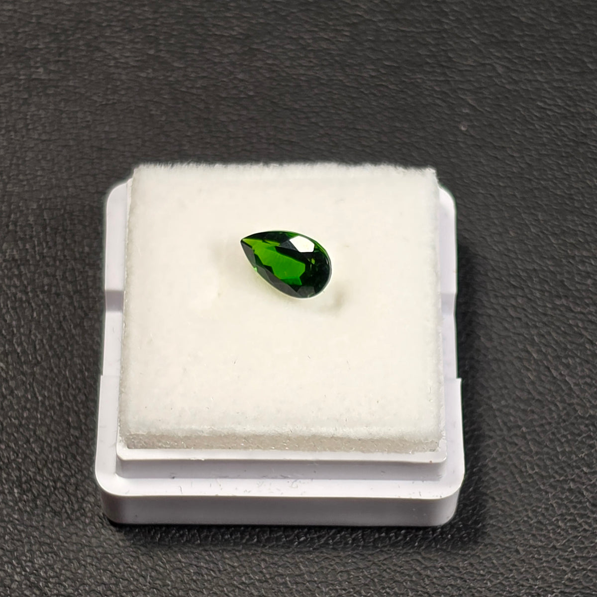 Diopside Naturel – 1 ct – Montage Inclus