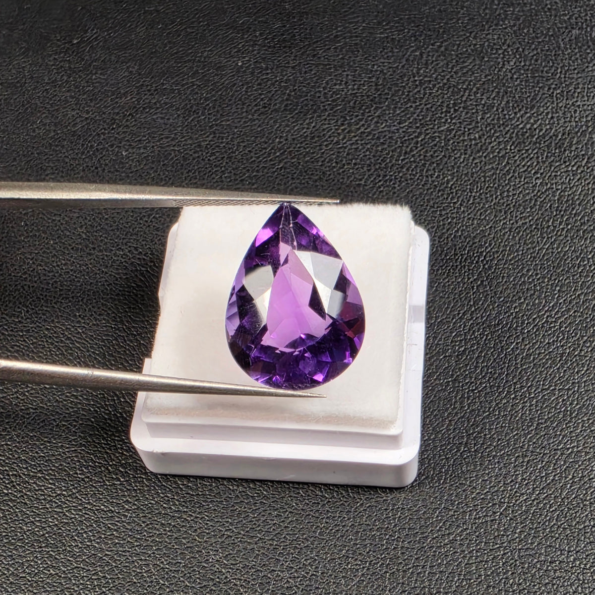 Gemme Facettée Améthyste Goutte 10.22 ct – Montage Inclus