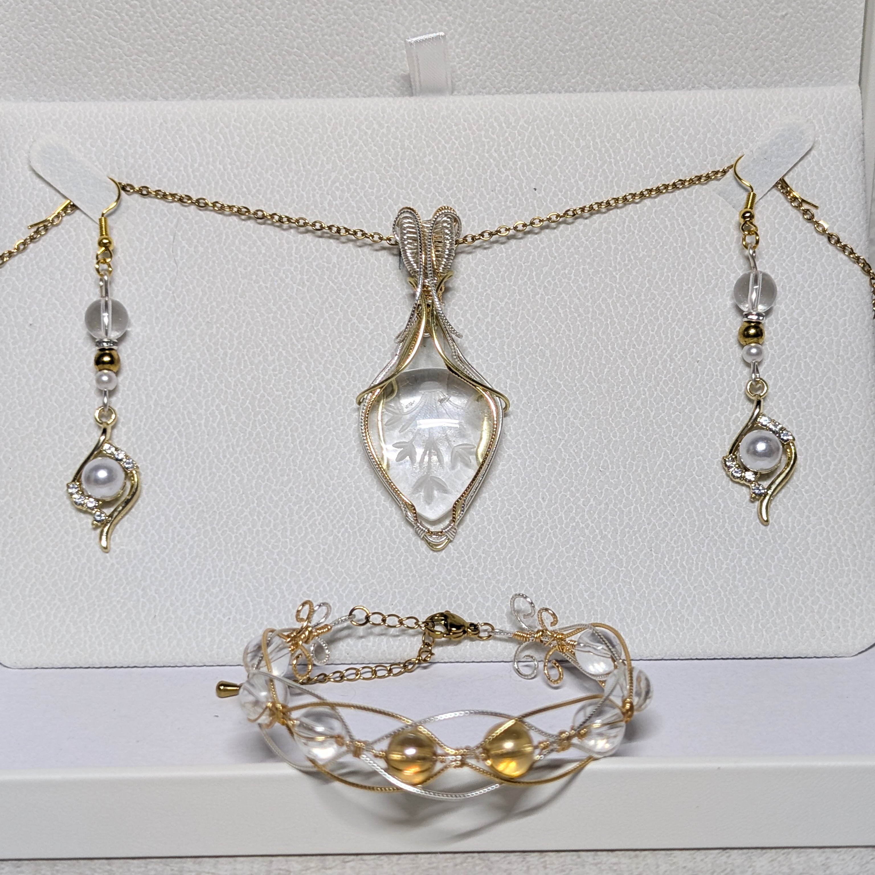 Parure Dorée & Argentée en Cuivre Patiné – Cristal de Roche
