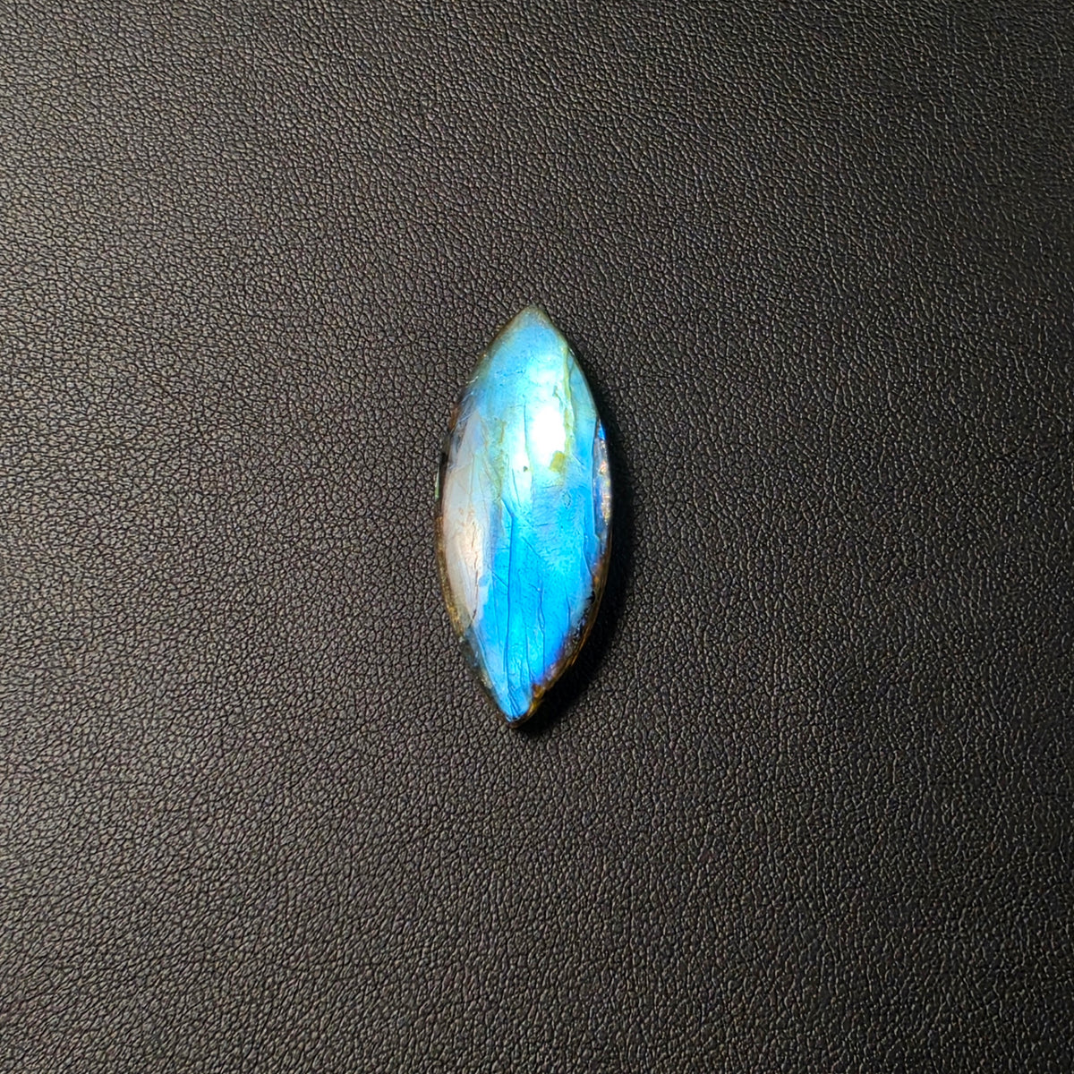 Cabochon Marquise Labradorite Bleue – Montage Inclus