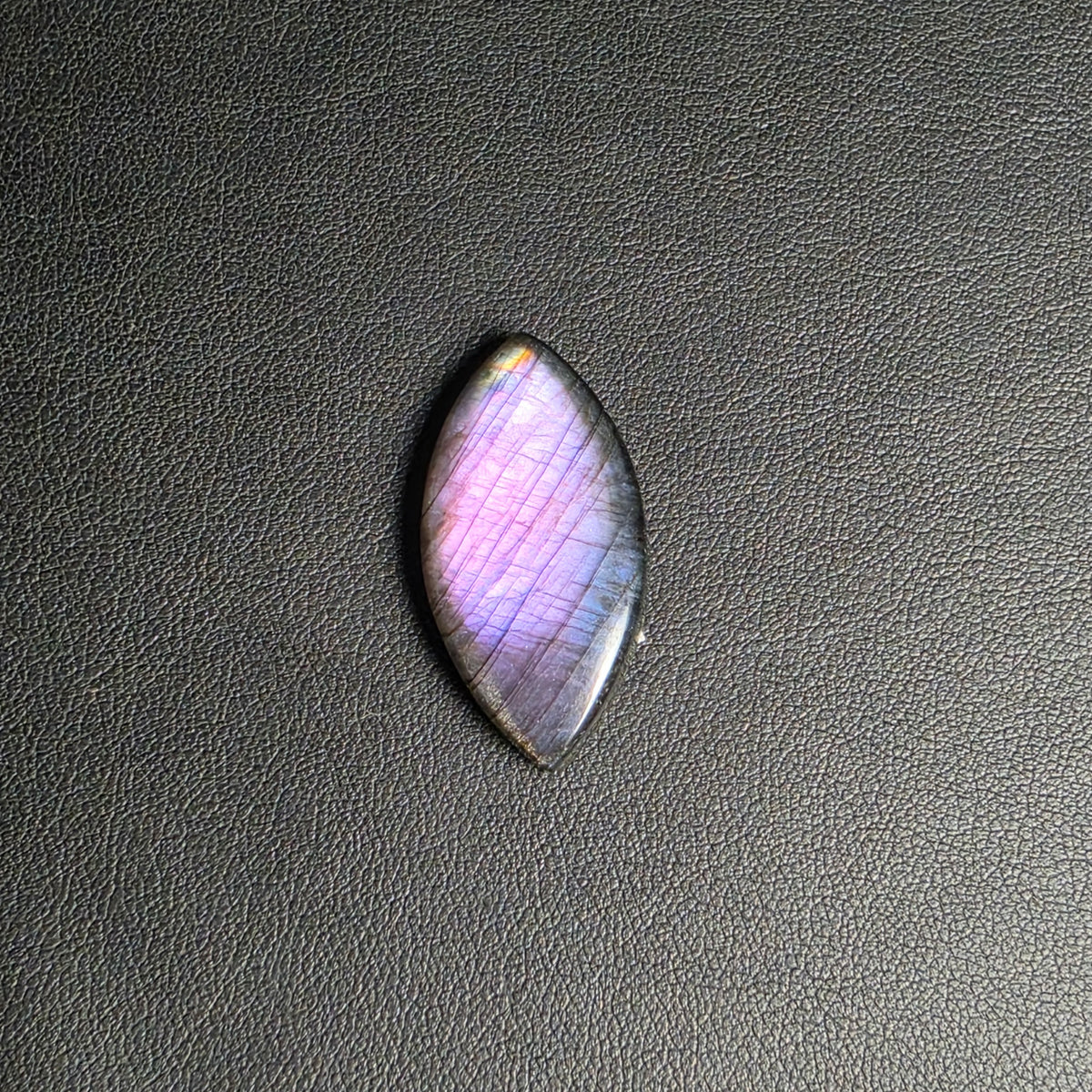 Cabochon Marquise Labradorite Violette – Montage Inclus
