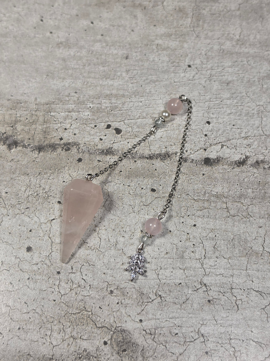 Pendule Quartz Rose – Charm feuille