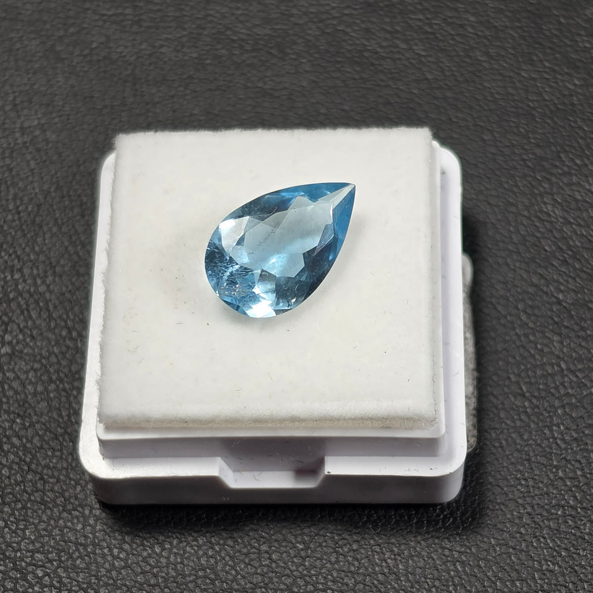 Aigue-Marine Naturelle – 2,60 ct – Montage Inclus